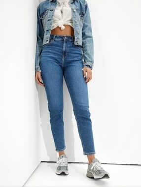 AE Mom Jeans